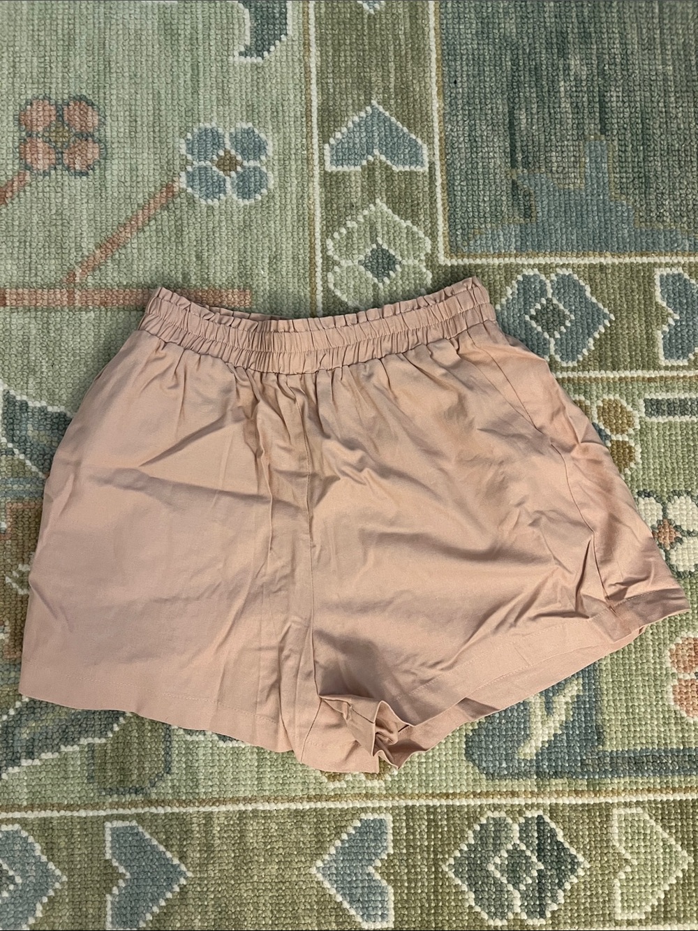High-Waist Blush Pink Women's Shorts with Elastic Waistband